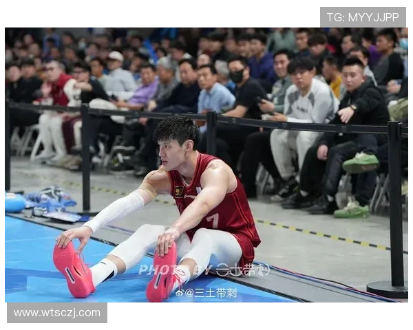 惨败后曾凡博捂脸失落 专家批评裁判尽力 北京队心态崩溃遭指责